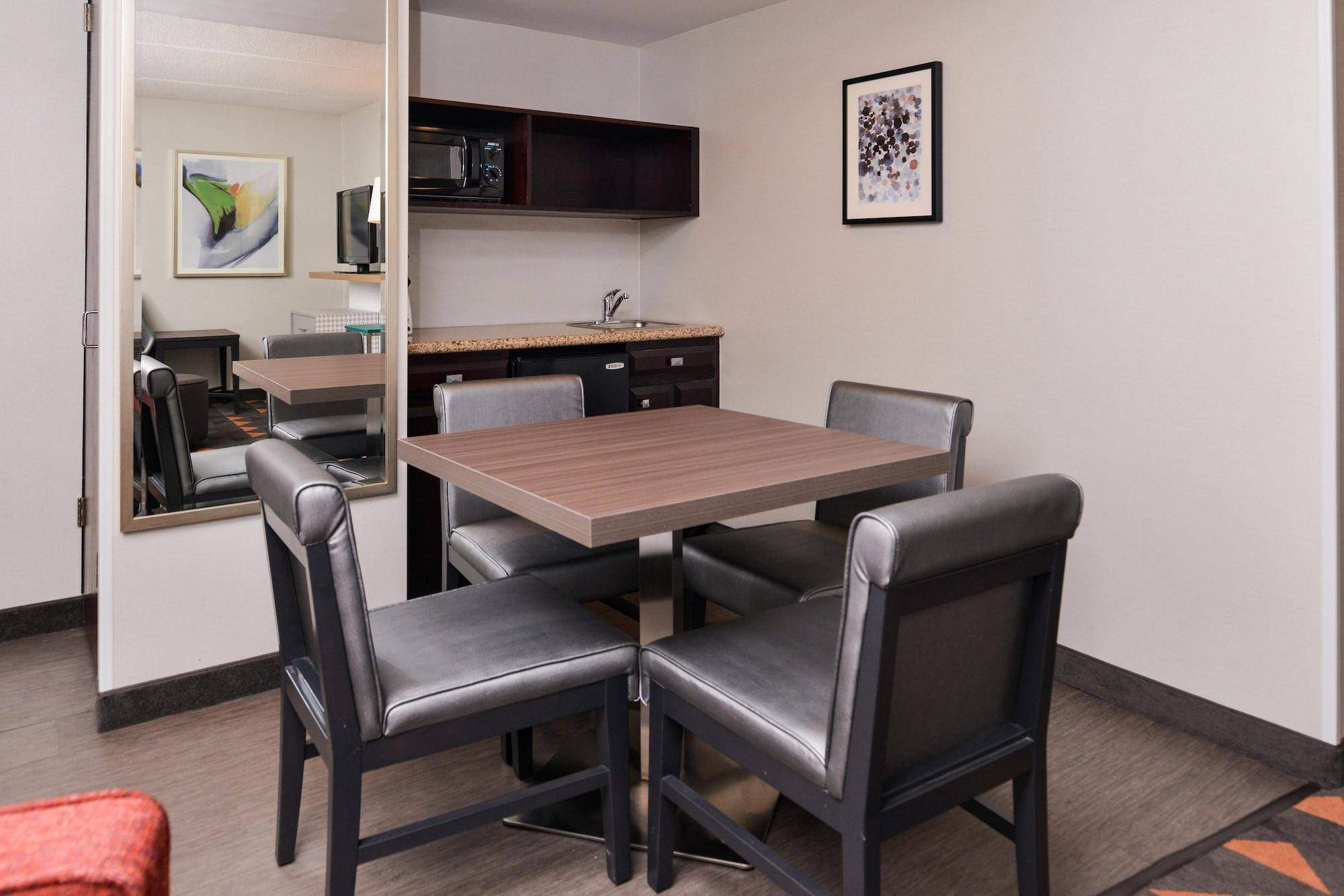 Holiday Inn Hotel & Suites Rochester - Marketplace By Ihg Exterior foto