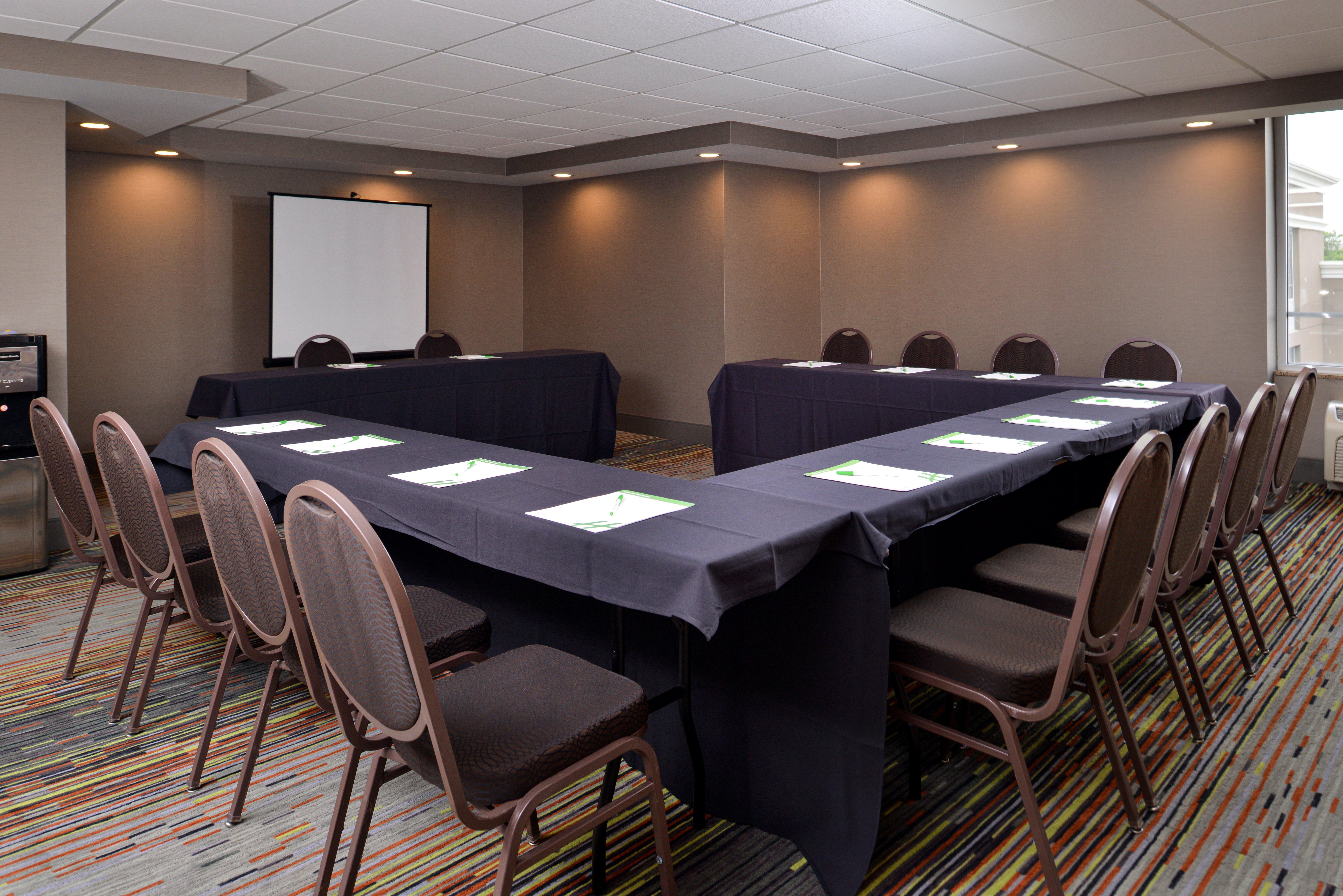 Holiday Inn Hotel & Suites Rochester - Marketplace By Ihg Exterior foto